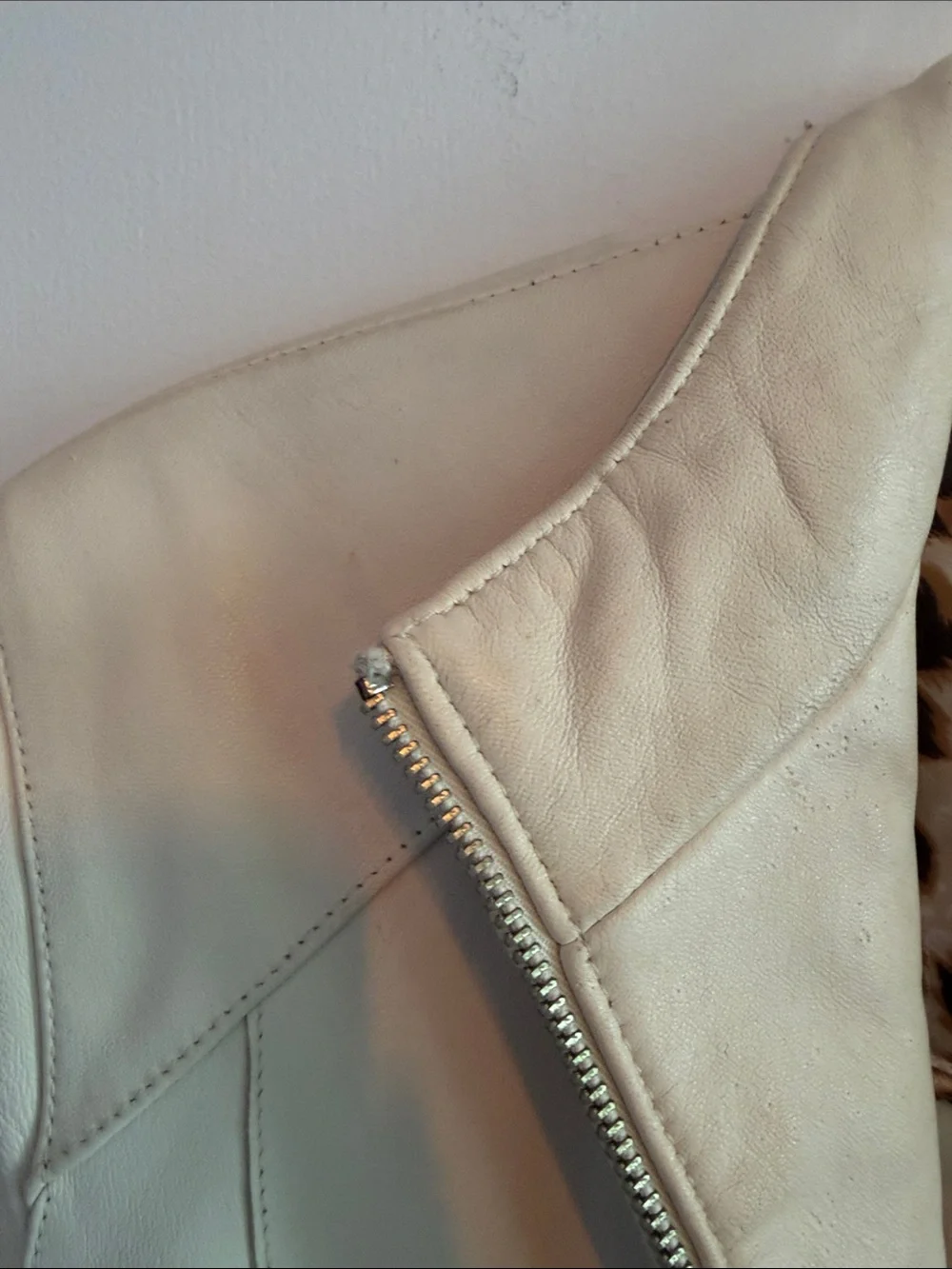 Vintages Wilson's Leather jacket!